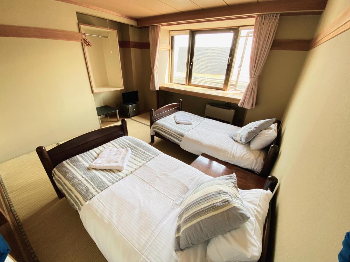 Red Fox Lodge Myoko Exterior photo